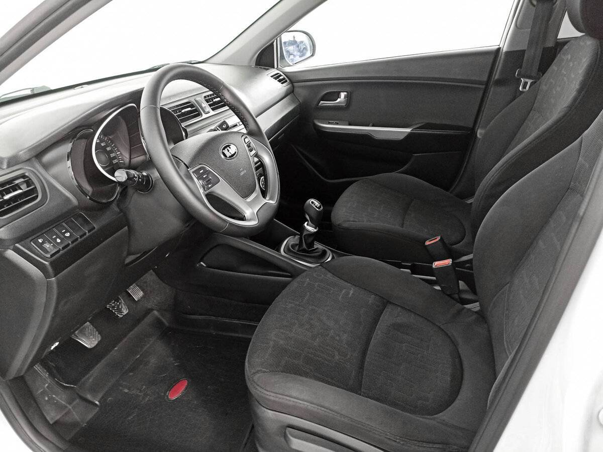 Купить Kia Rio 6-speed, 2015, 216 395 км, фото №16