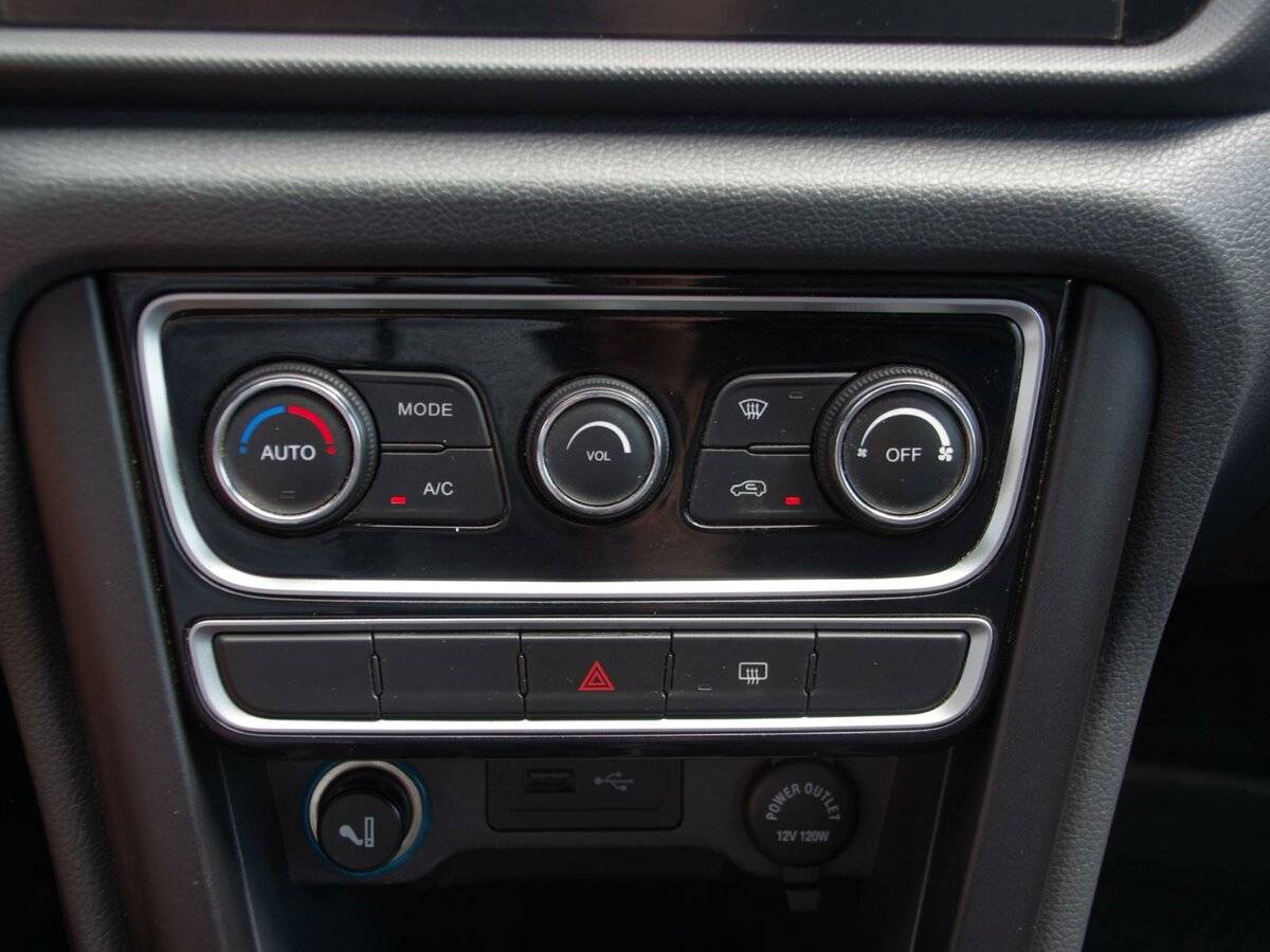 Купить Chery Tiggo 3, 2018, 71 307 км, фото №14