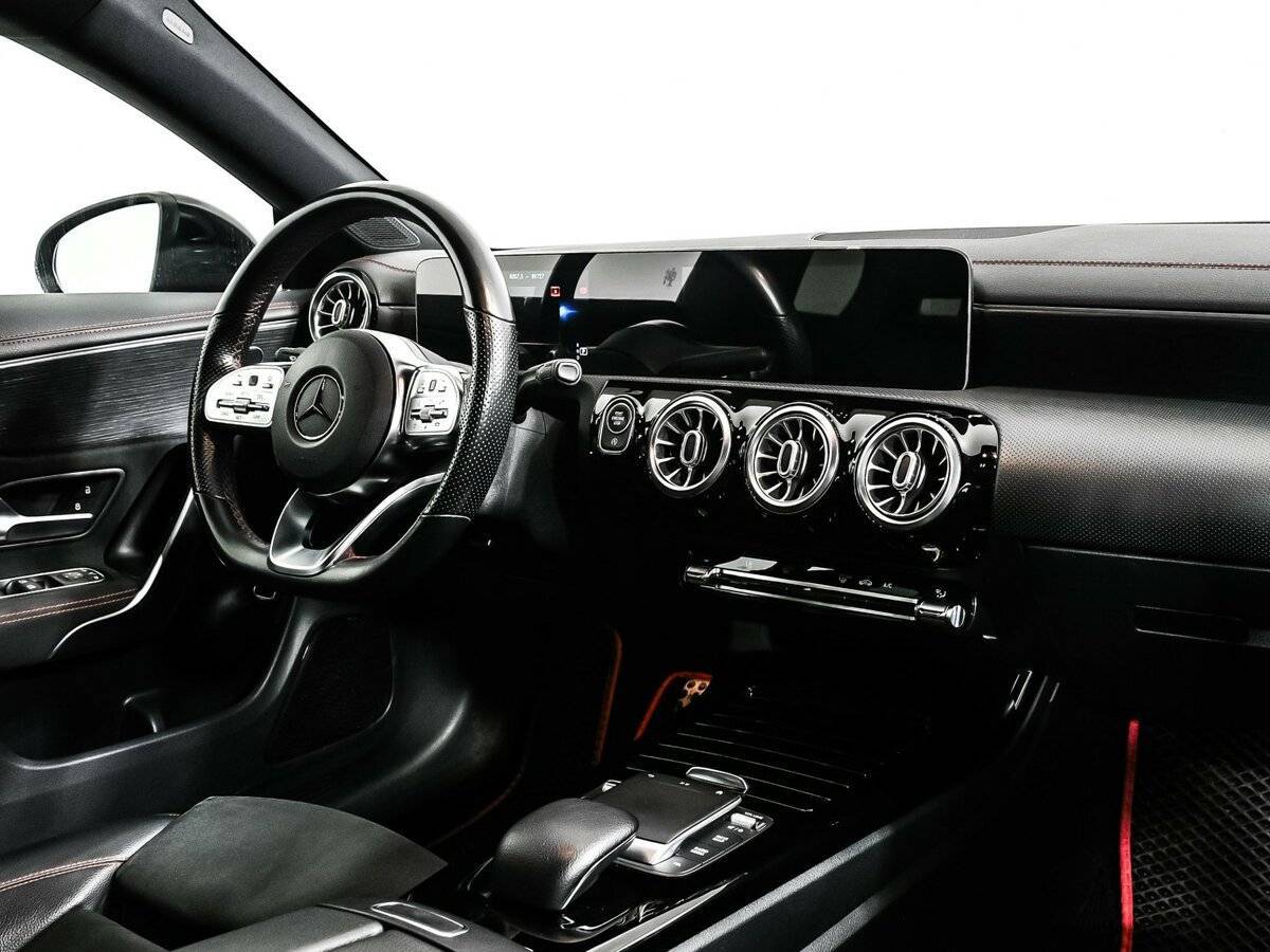 Купить Mercedes-Benz CLA 180, 2019, 89 726 км, фото №9