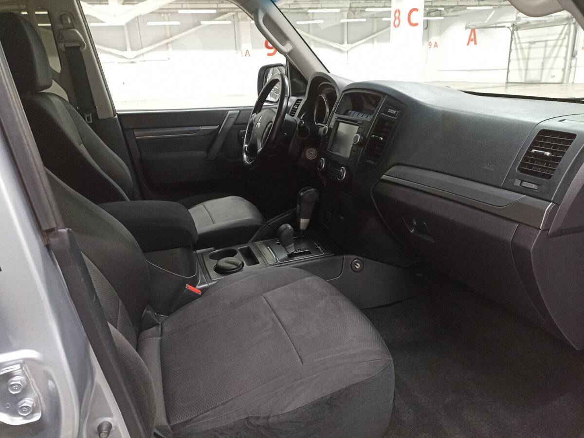 Купить Mitsubishi Pajero, 2011, 133 636 км, фото №11