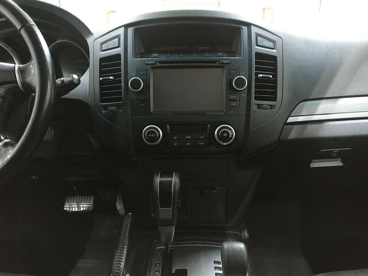 Купить Mitsubishi Pajero, 2011, 133 636 км, фото №15