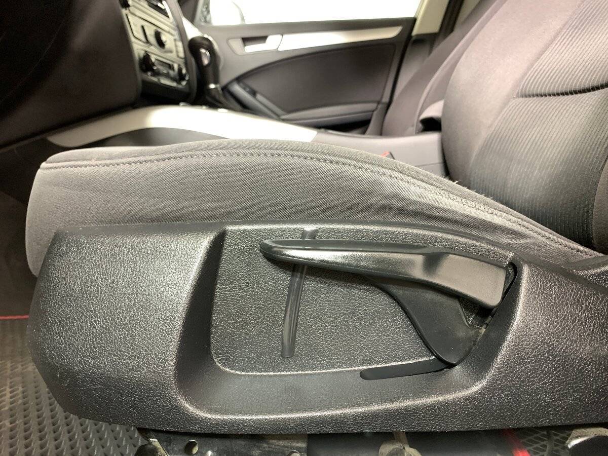 Купить Audi A4, 2010, 248 733 км, фото №16