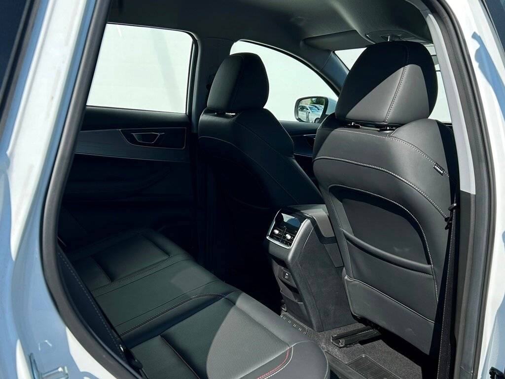 Купить Chery Tiggo 7 Pro, 2023, 2 819 км, фото №9