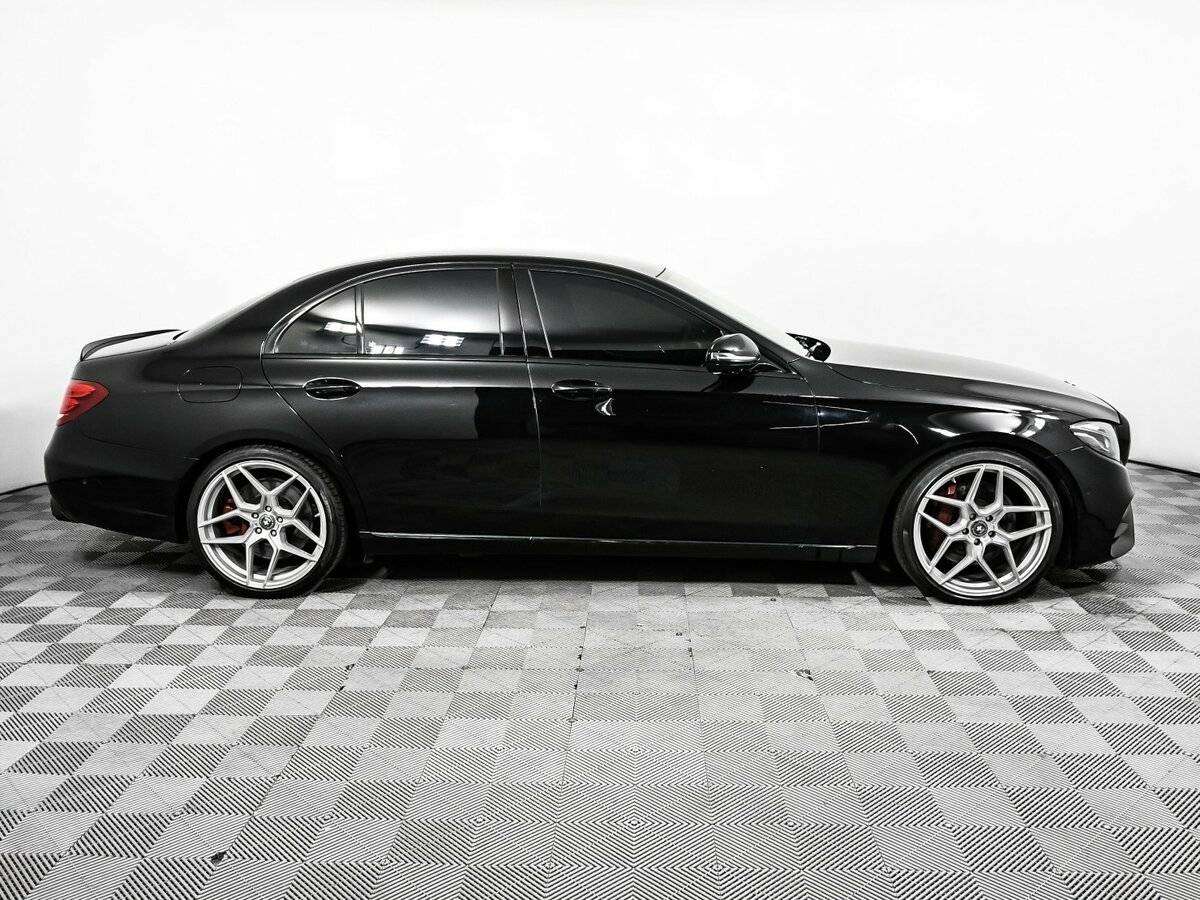 Купить Mercedes-Benz E-Класс 400, 2017, 230 000 км, фото №4