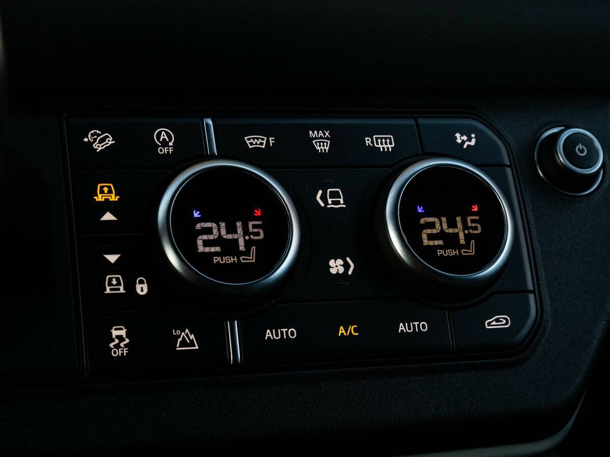 Купить Land Rover Defender 110, 2021, 60 783 км, фото №15