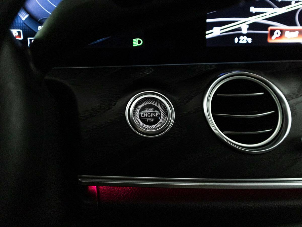 Купить Mercedes-Benz E-Класс 200, 2021, 143 894 км, фото №20