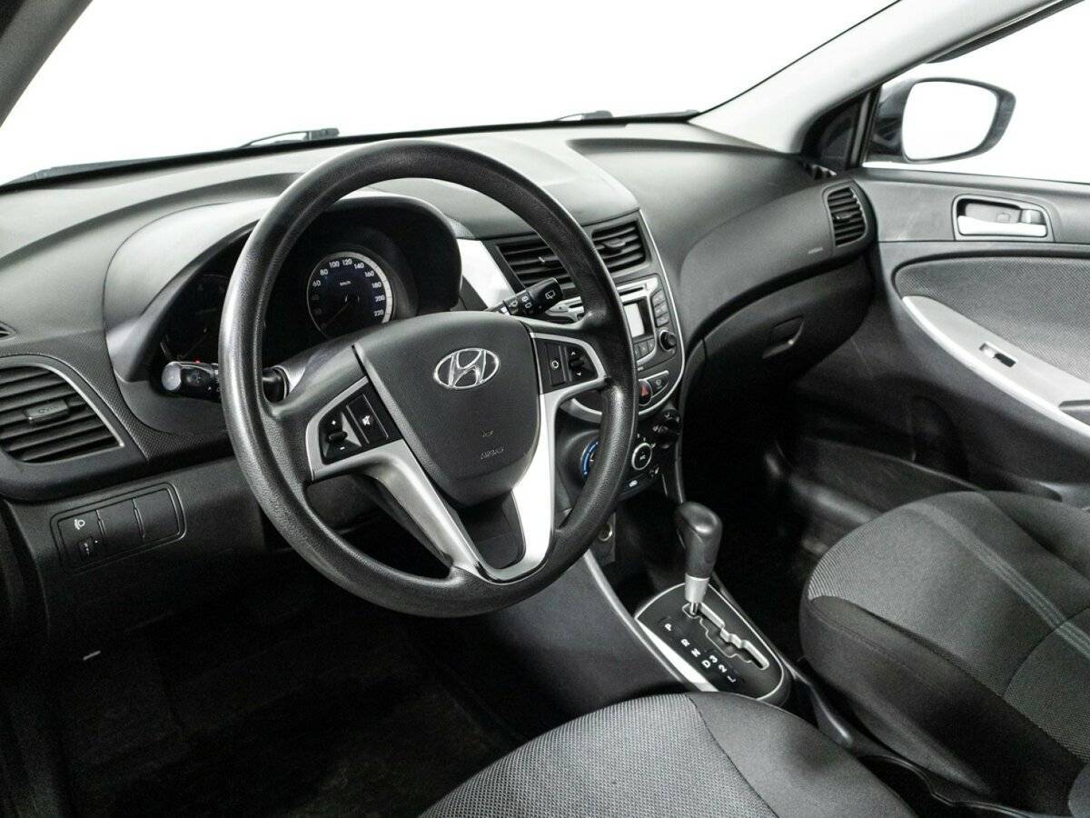 Купить Hyundai Solaris, 2011, 96 755 км, фото №11