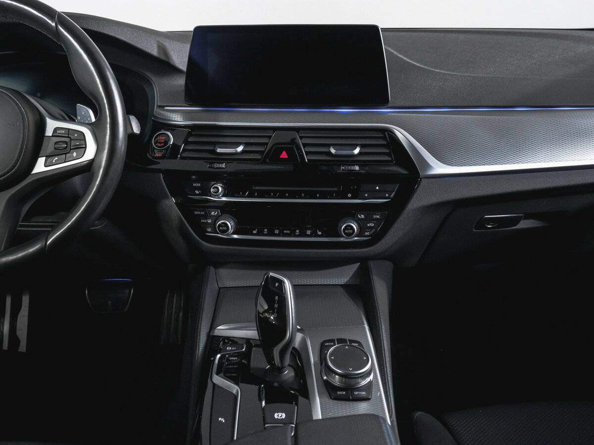 Купить BMW 5 серии 530i xDrive, 2019, 75 766 км, фото №13