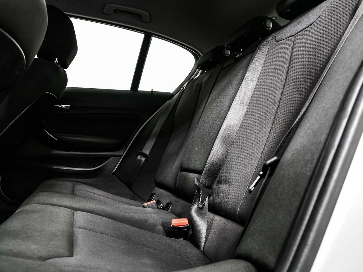 Купить BMW 1 серии 118i, 2018, 99 000 км, фото №12