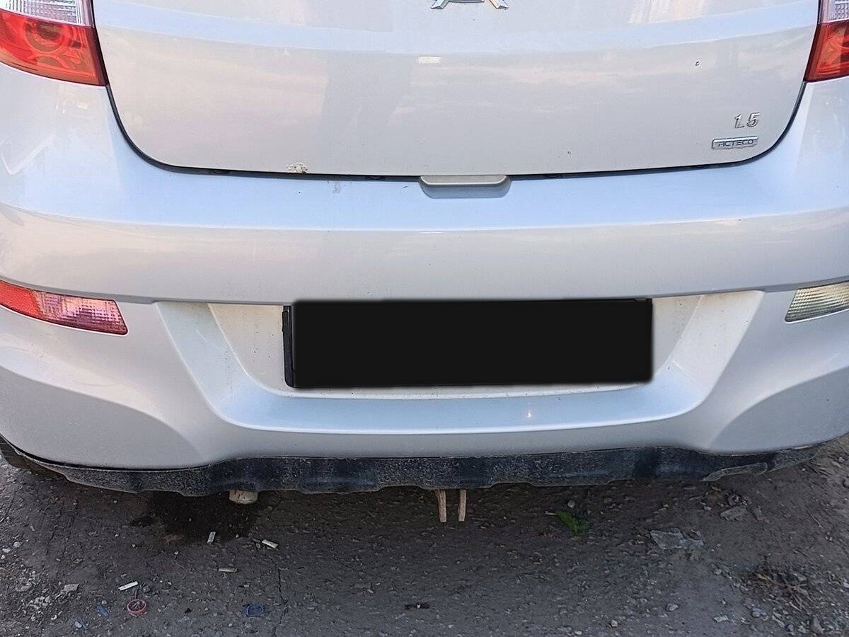 Chery Very (A13)
