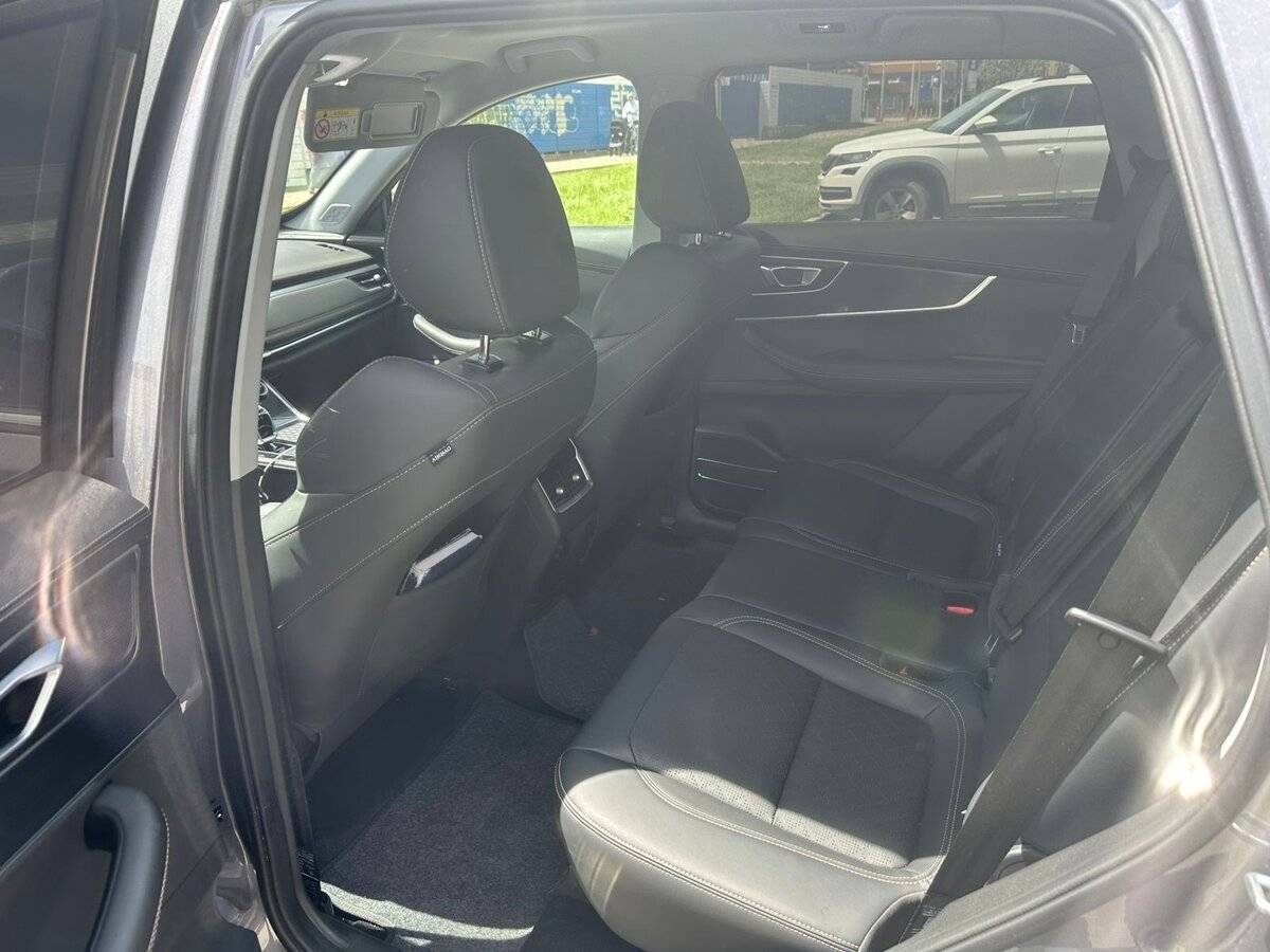 Купить Chery Tiggo 8, 2023, 10 200 км, фото №9
