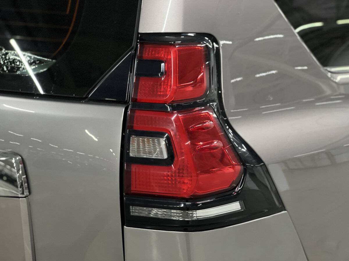 Купить Toyota Land Cruiser Prado, 2017, 167 440 км, фото №9