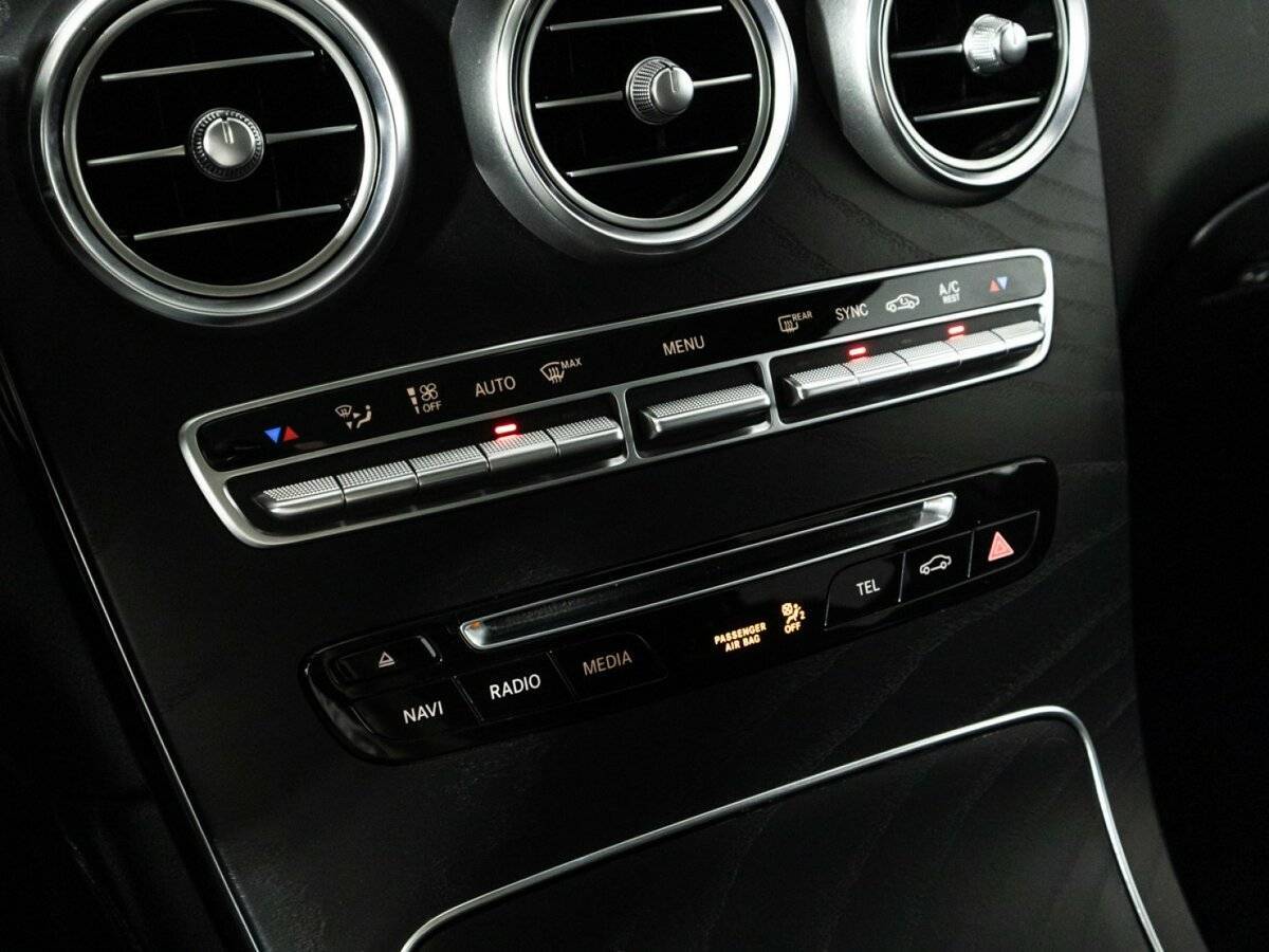 Купить Mercedes-Benz GLC 300, 2018, 135 130 км, фото №23