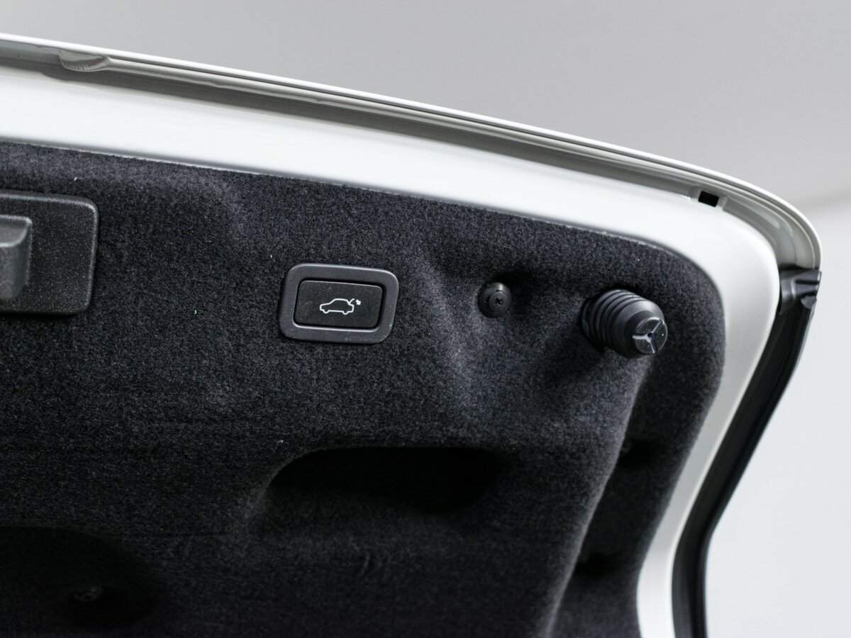 Купить Jaguar XE, 2015, 104 211 км, фото №10