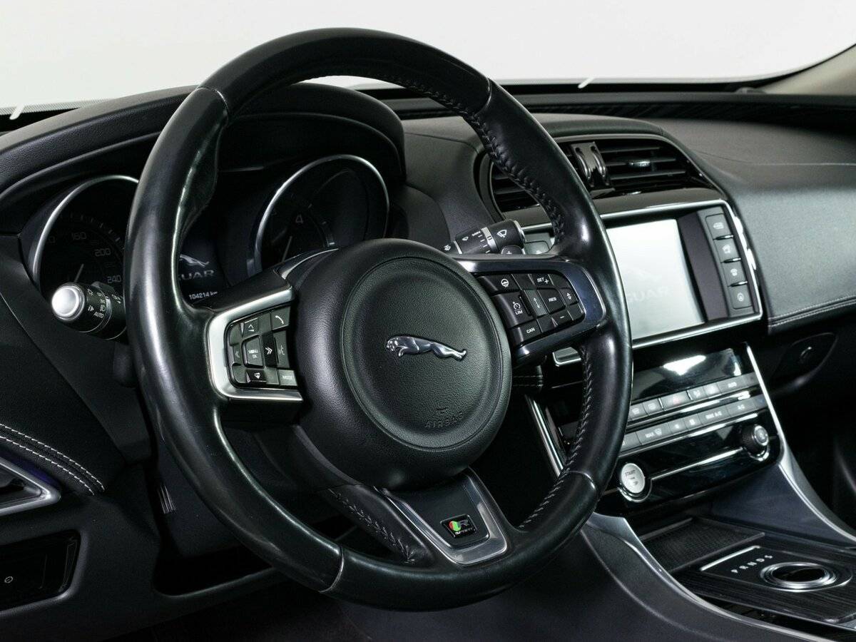 Купить Jaguar XE, 2015, 104 211 км, фото №15