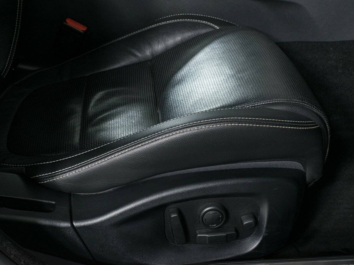 Купить Jaguar XE, 2015, 104 211 км, фото №18