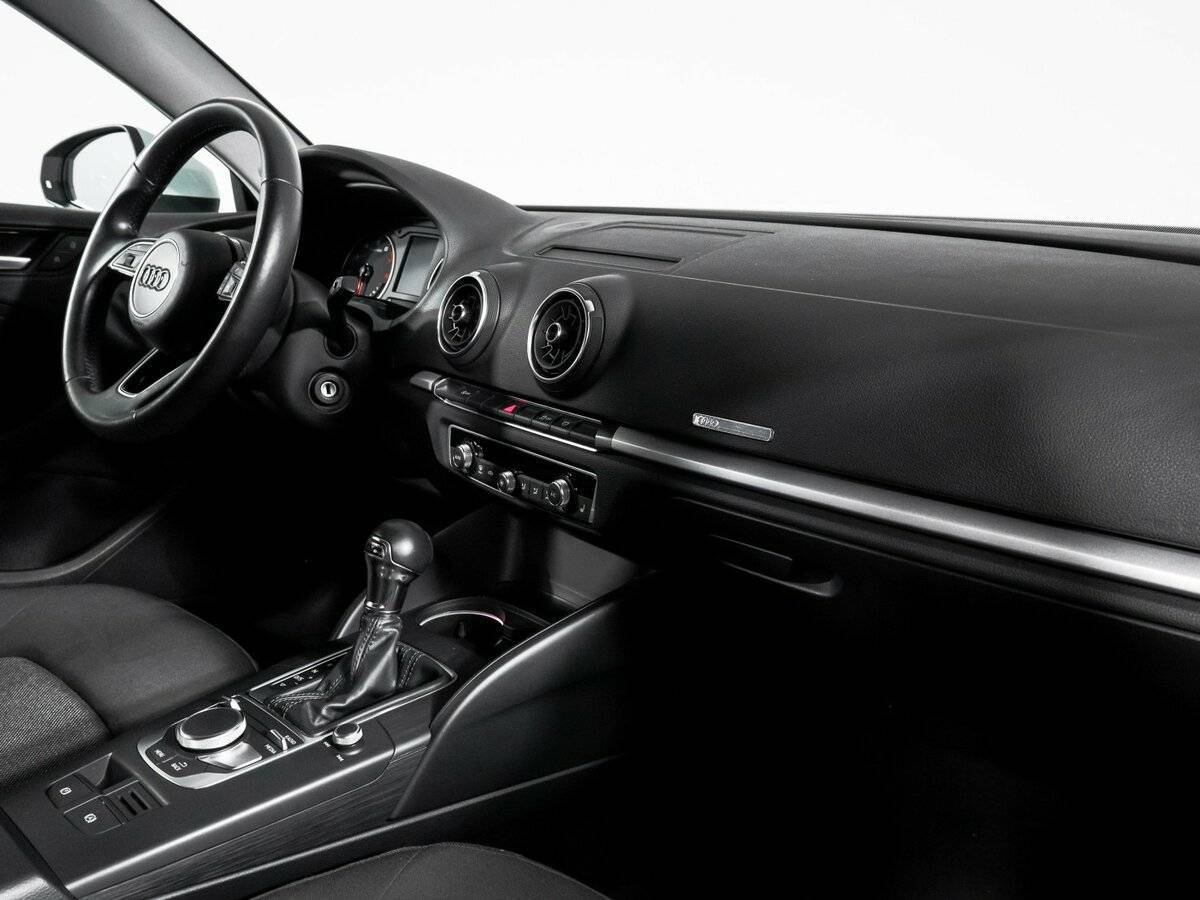 Купить Audi A3, 2017, 81 857 км, фото №9