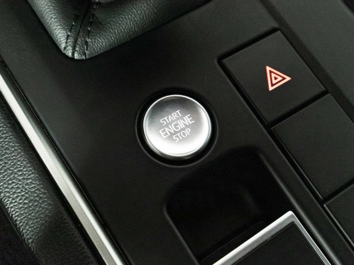 Купить Volkswagen Touareg, 2018, 142 477 км, фото №22