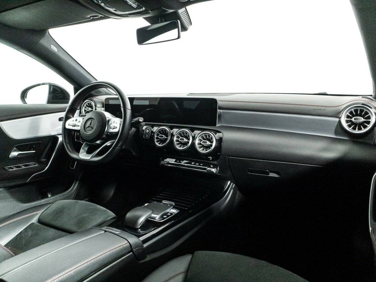 Купить Mercedes-Benz CLA 250, 2019, 95 037 км, фото №9