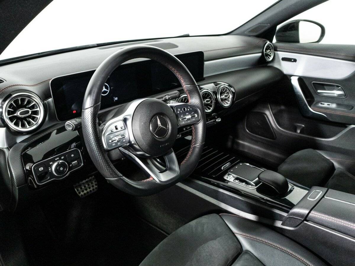 Купить Mercedes-Benz CLA 250, 2019, 95 037 км, фото №11