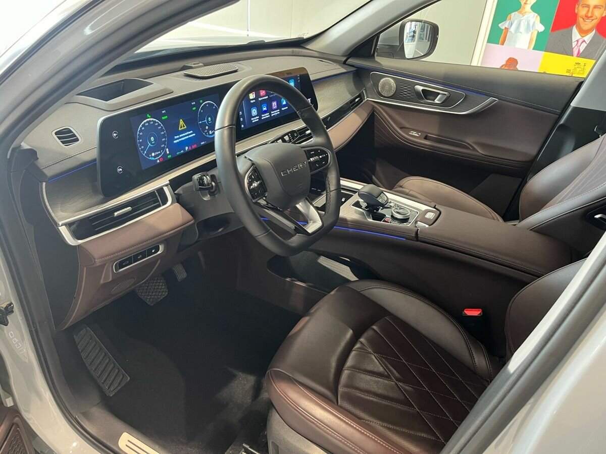 Купить Chery Tiggo 8 Pro Plug-in Hybrid, 2023, 5 984 км, фото №9