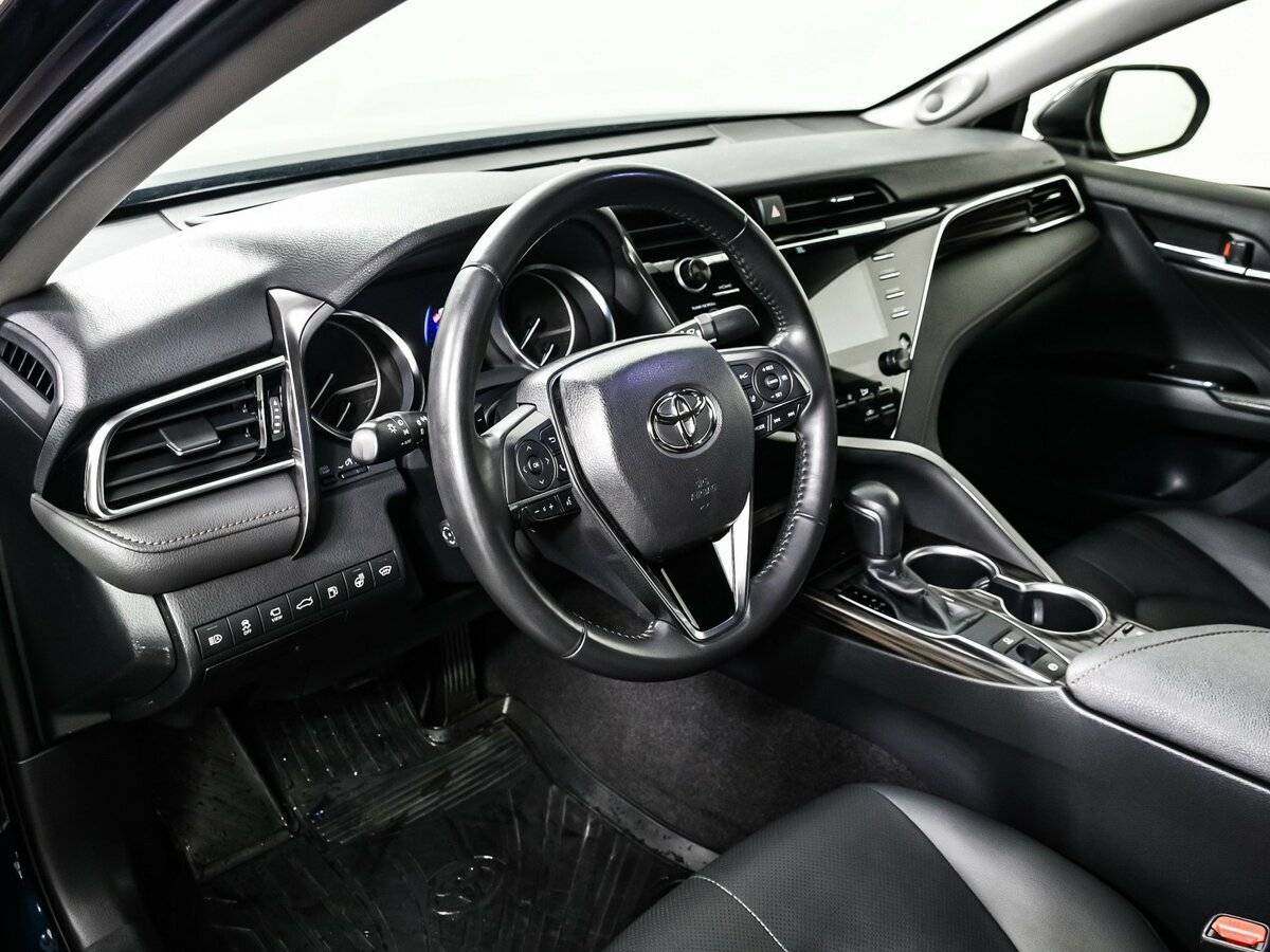 Купить Toyota Camry, 2018, 73 000 км, фото №13