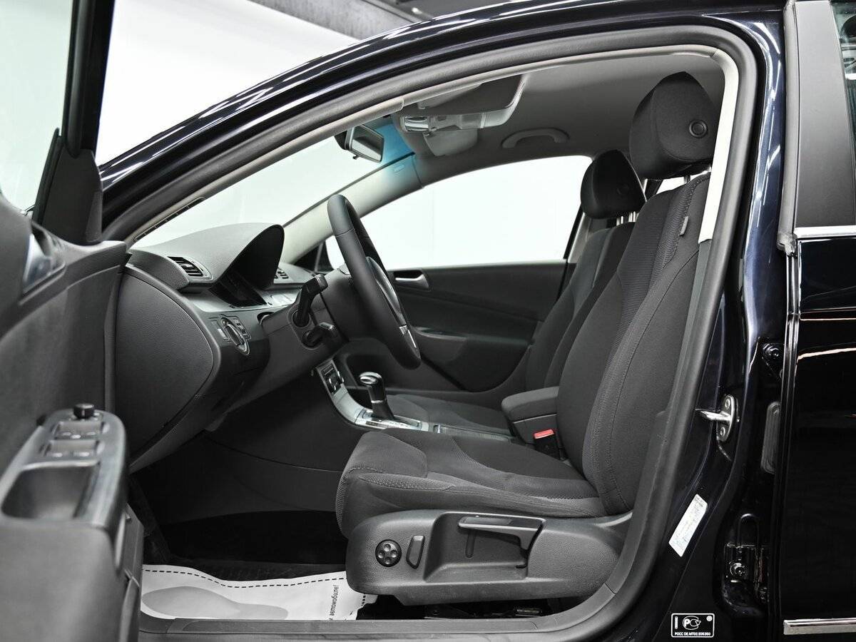 Купить Volkswagen Passat, 2010, 183 000 км, фото №7
