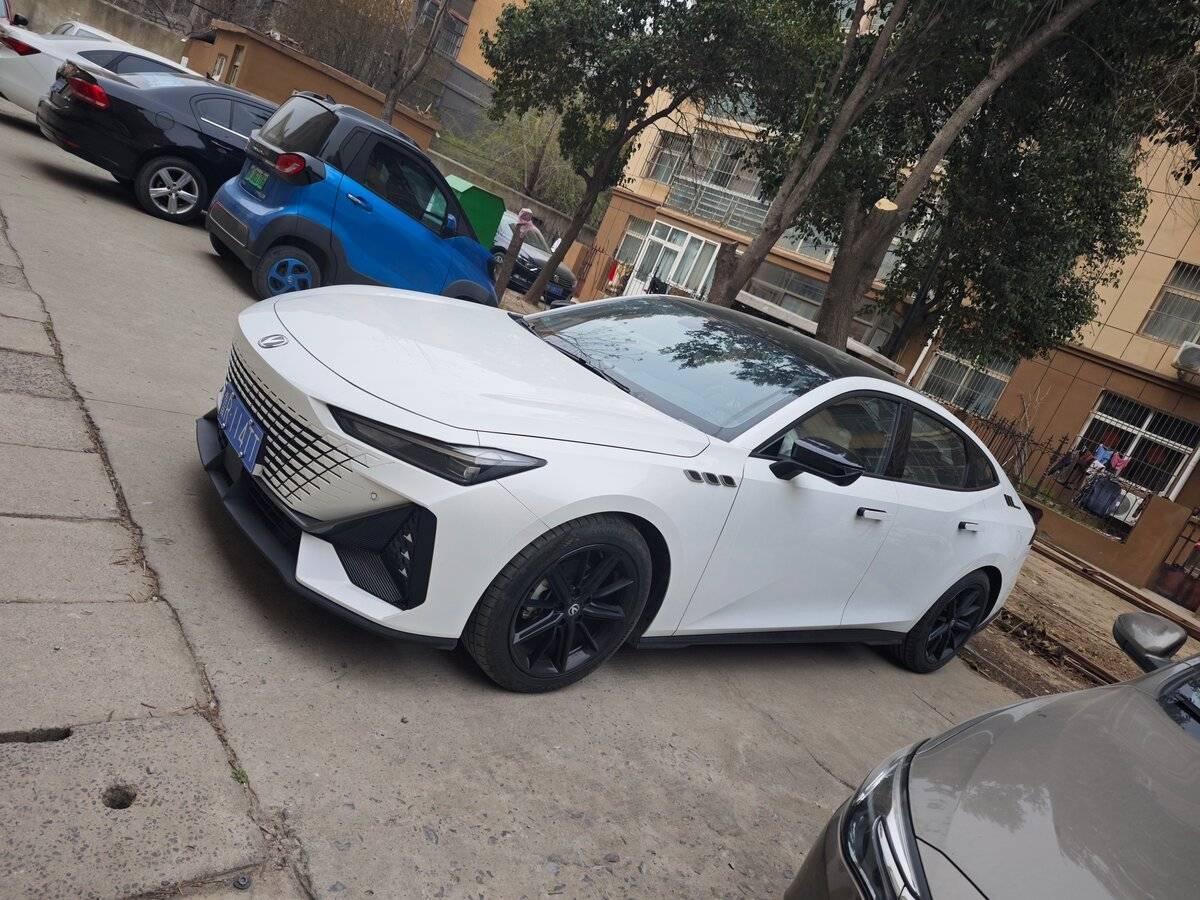 Купить Changan UNI-V, 2022, 18 000 км, фото №4