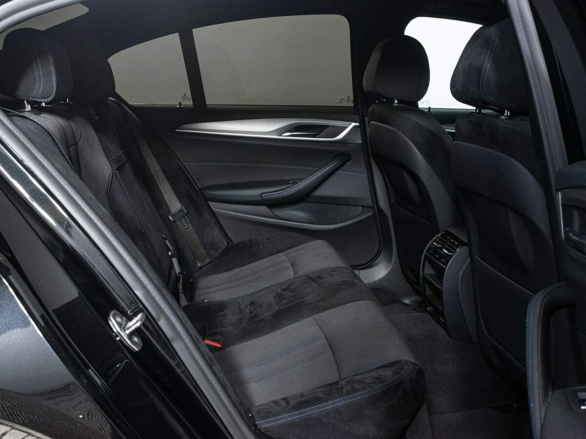 Купить BMW 5 серии 520d xDrive, 2019, 45 000 км, фото №13