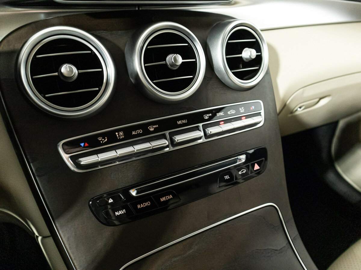 Купить Mercedes-Benz GLC 220 d, 2016, 98 091 км, фото №19