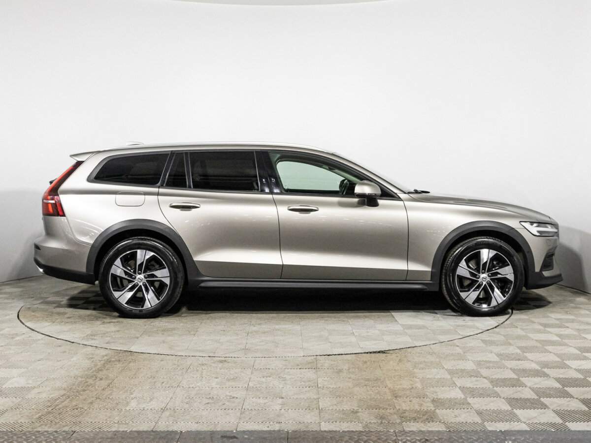 Купить Volvo V60 Cross Country, 2020, 47 465 км, фото №4