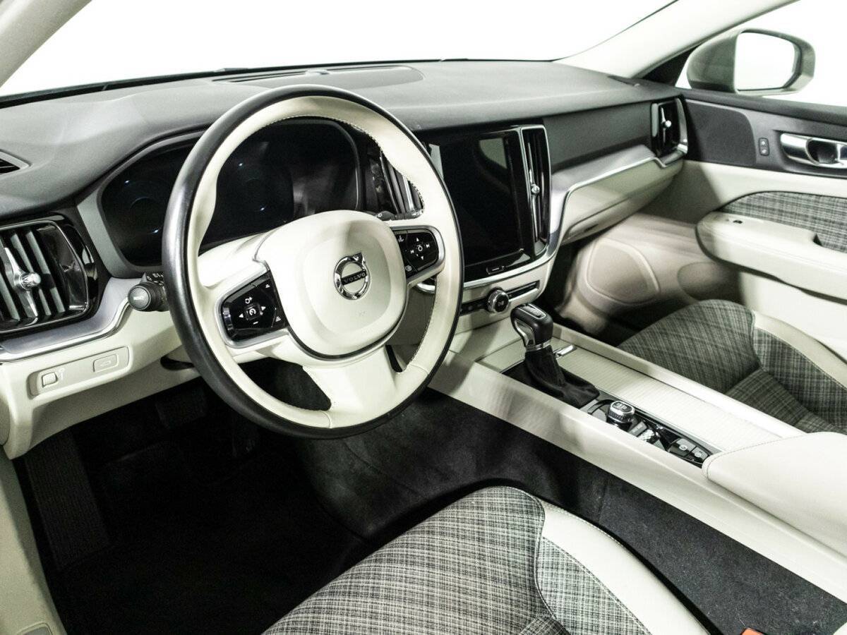 Купить Volvo V60 Cross Country, 2020, 47 465 км, фото №11