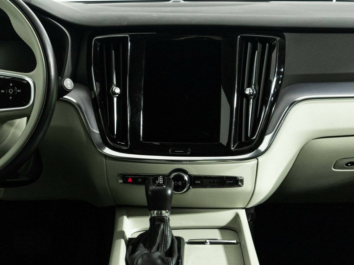 Купить Volvo V60 Cross Country, 2020, 47 465 км, фото №14