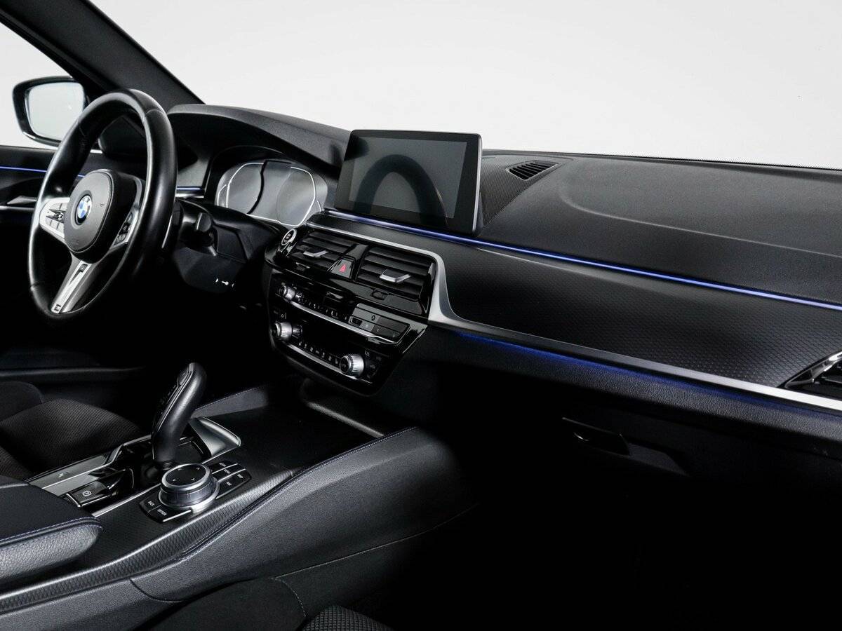 Купить BMW 5 серии 520d xDrive, 2020, 105 000 км, фото №9