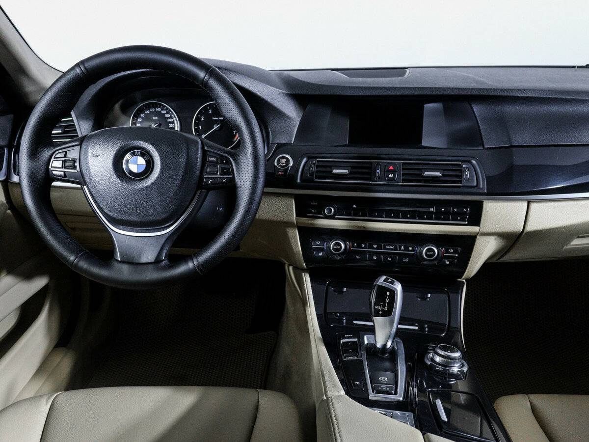 Купить BMW 5 серии 528i, 2012, 266 386 км, фото №12