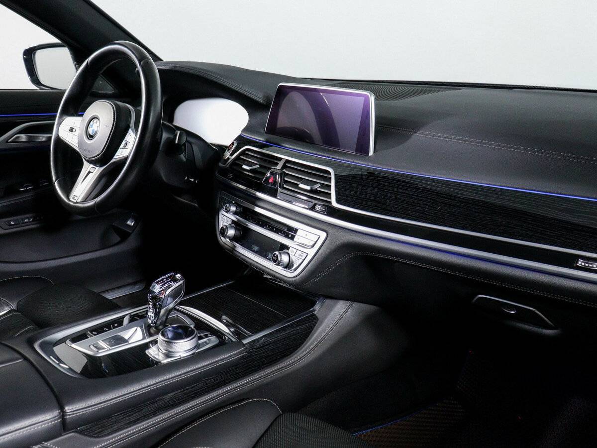 Купить BMW 7 серии 730d xDrive, 2019, 152 207 км, фото №9