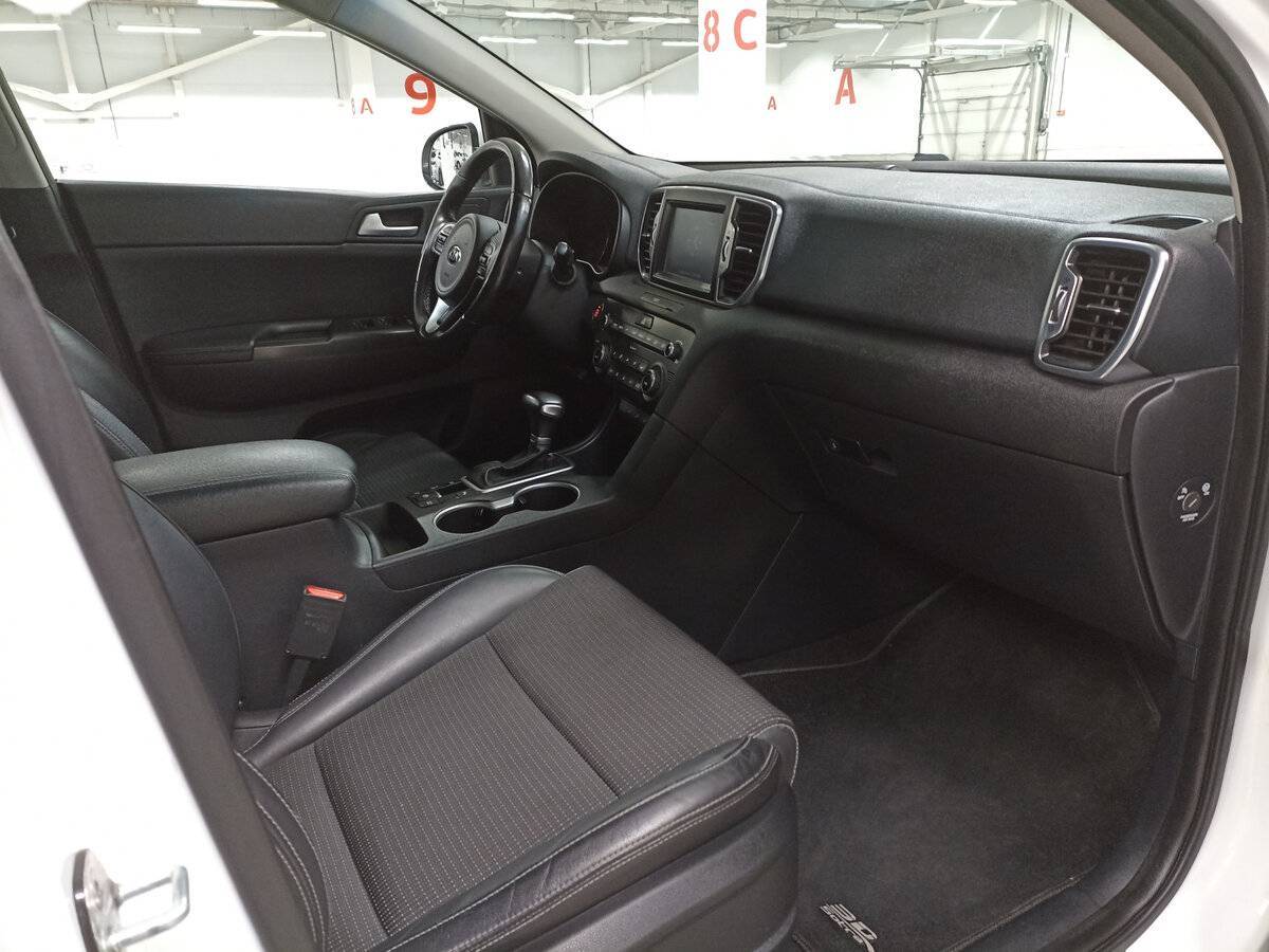 Купить Kia Sportage, 2016, 154 894 км, фото №11