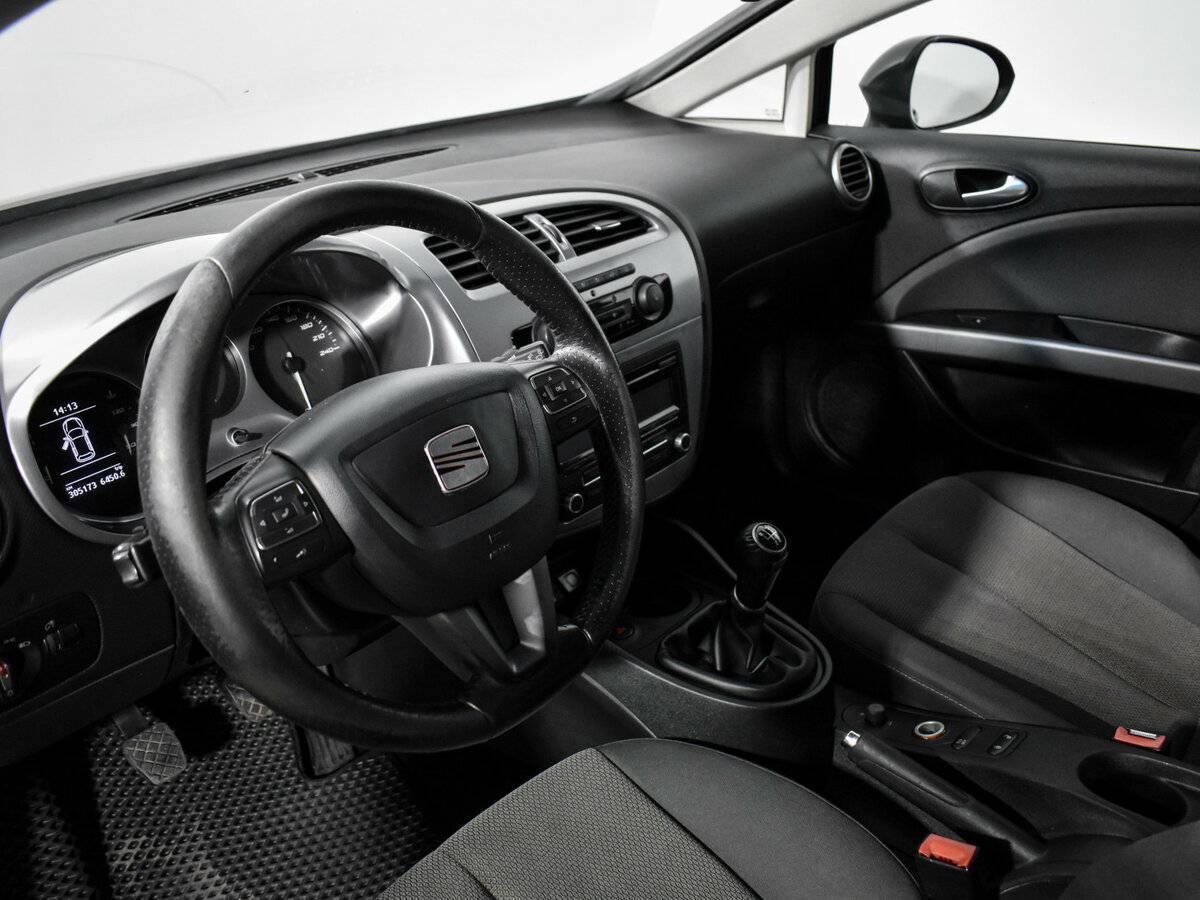 Купить SEAT Leon, 2010, 305 172 км, фото №9