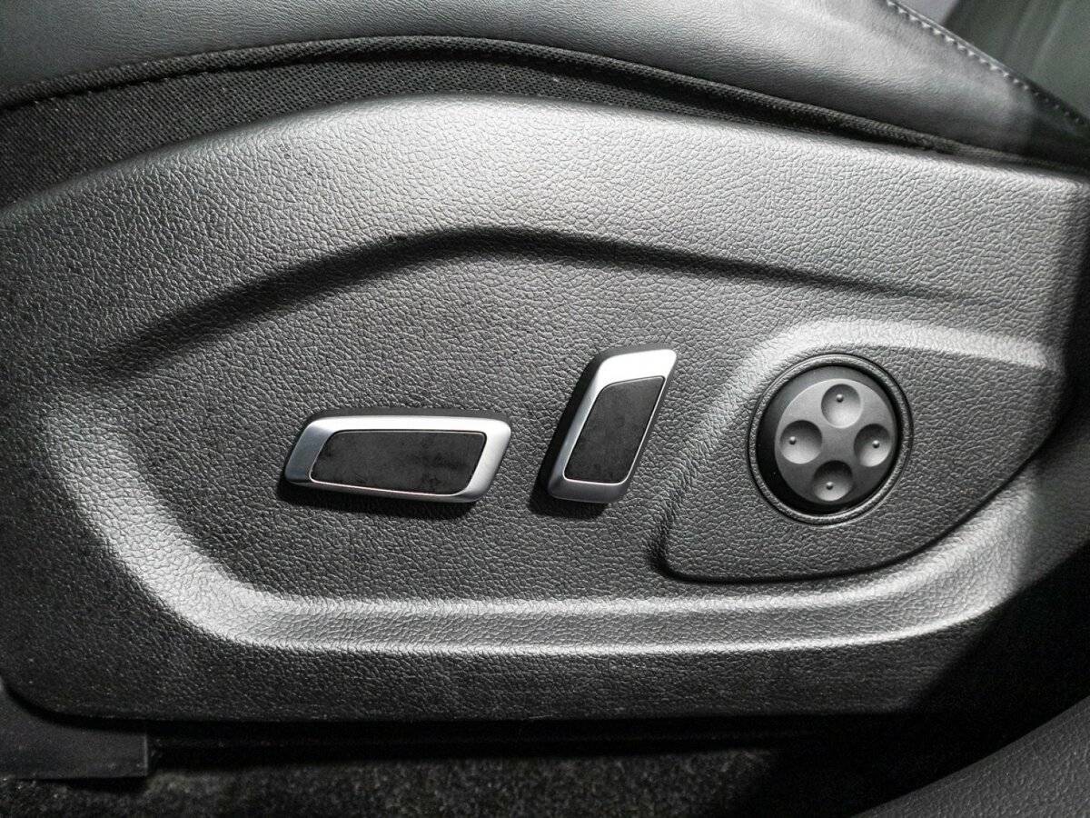 Купить Voyah Free EVR, 2022, 40 641 км, фото №18