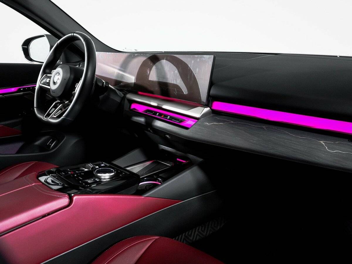 Купить BMW 5 серии Long 530Li, 2024, 5 850 км, фото №9