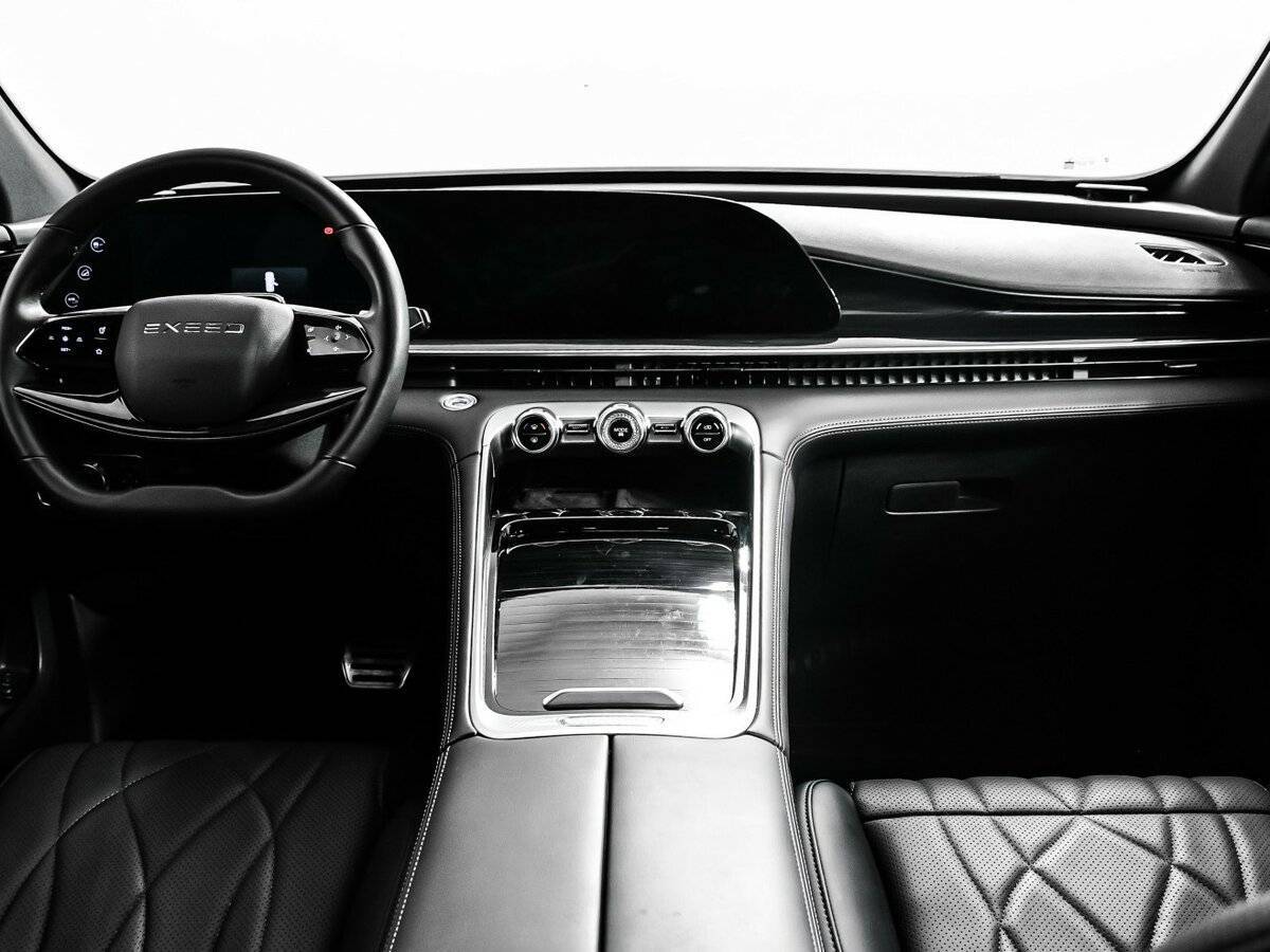 Купить Exeed RX, 2023, 25 329 км, фото №11