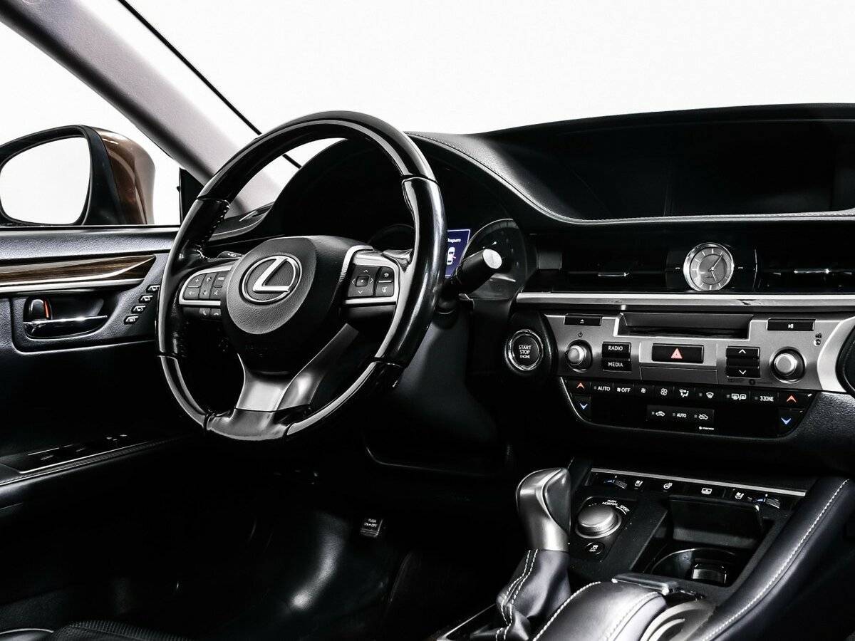 Купить Lexus ES 250, 2016, 122 711 км, фото №9