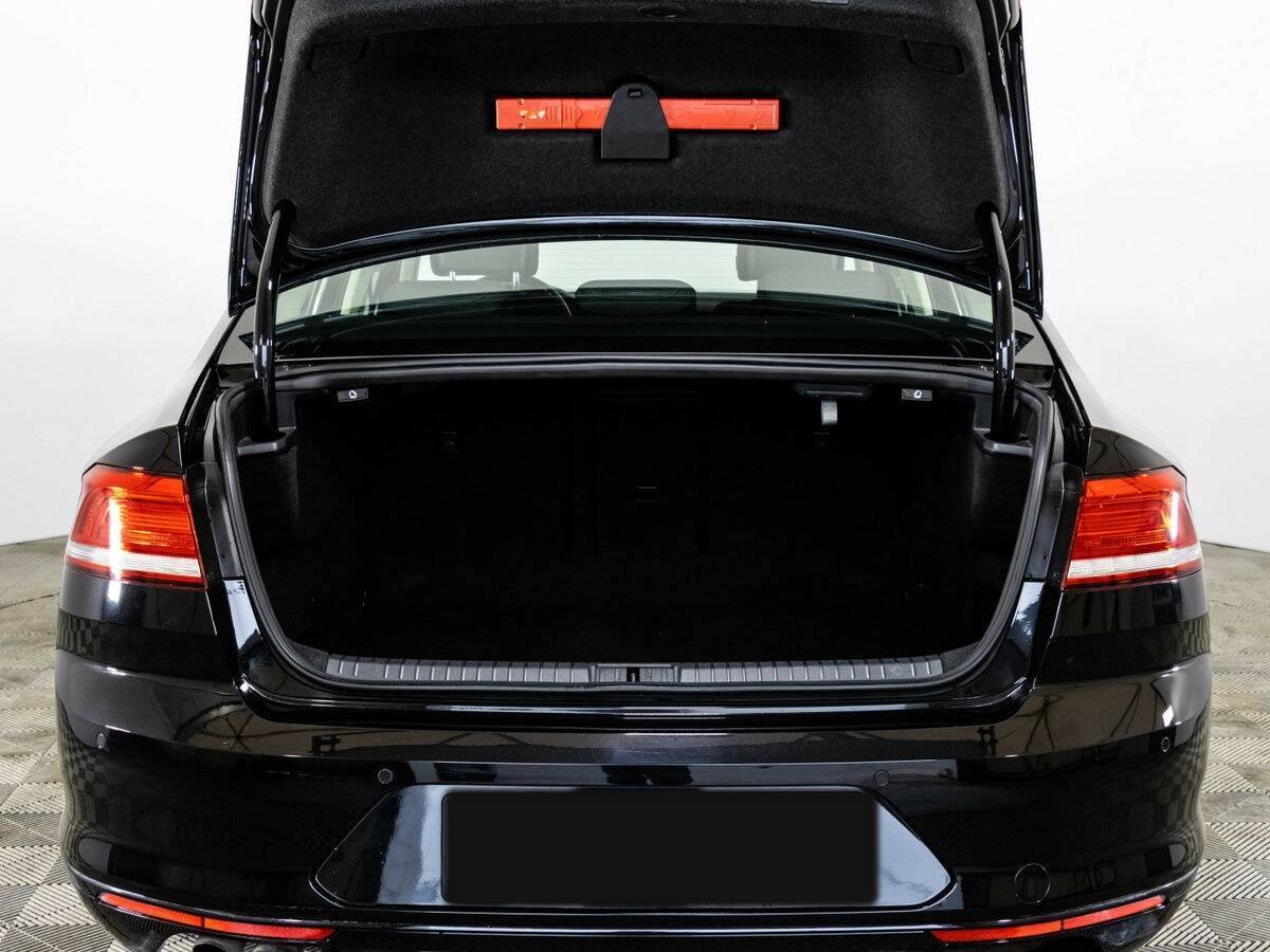 Купить Volkswagen Passat, 2018, 107 332 км, фото №21