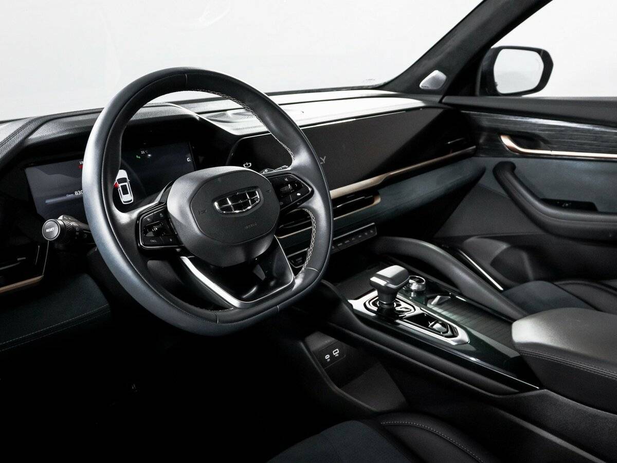 Купить Geely Monjaro, 2023, 7 849 км, фото №13