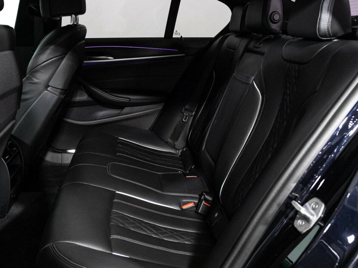 Купить BMW 5 серии 530d xDrive, 2017, 64 000 км, фото №10