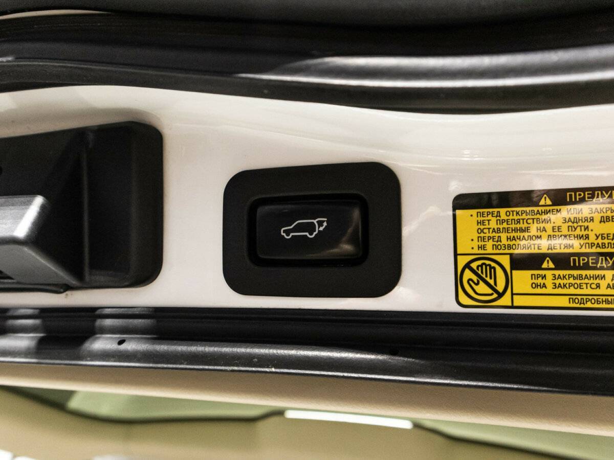 Купить Lexus LX 570, 2013, 99 939 км, фото №16