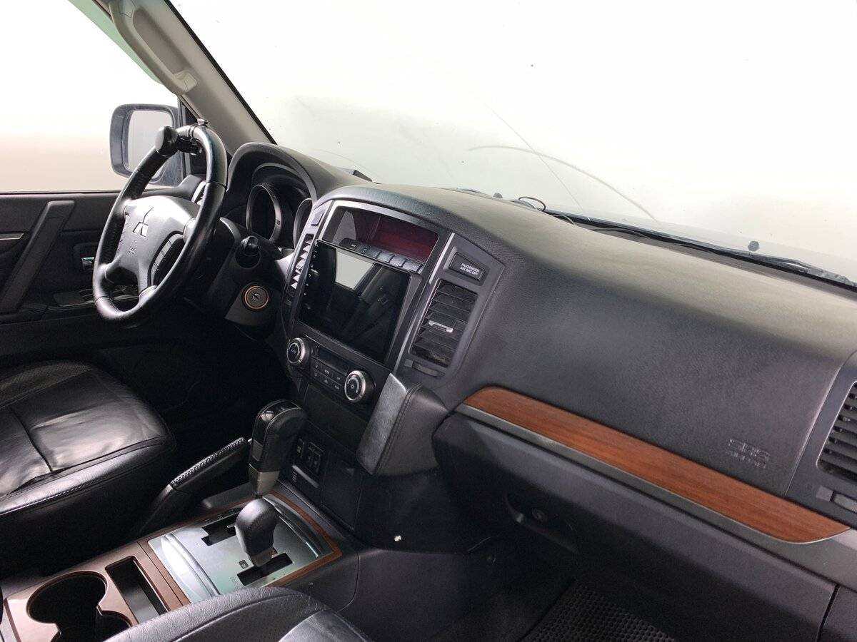 Купить Mitsubishi Pajero, 2008, 330 000 км, фото №13