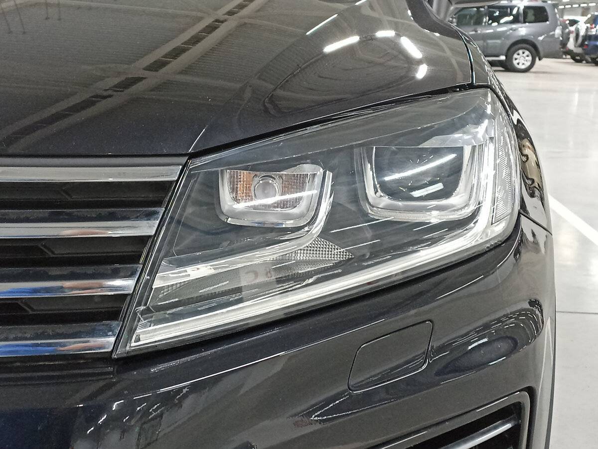 Купить Volkswagen Touareg, 2016, 141 134 км, фото №17