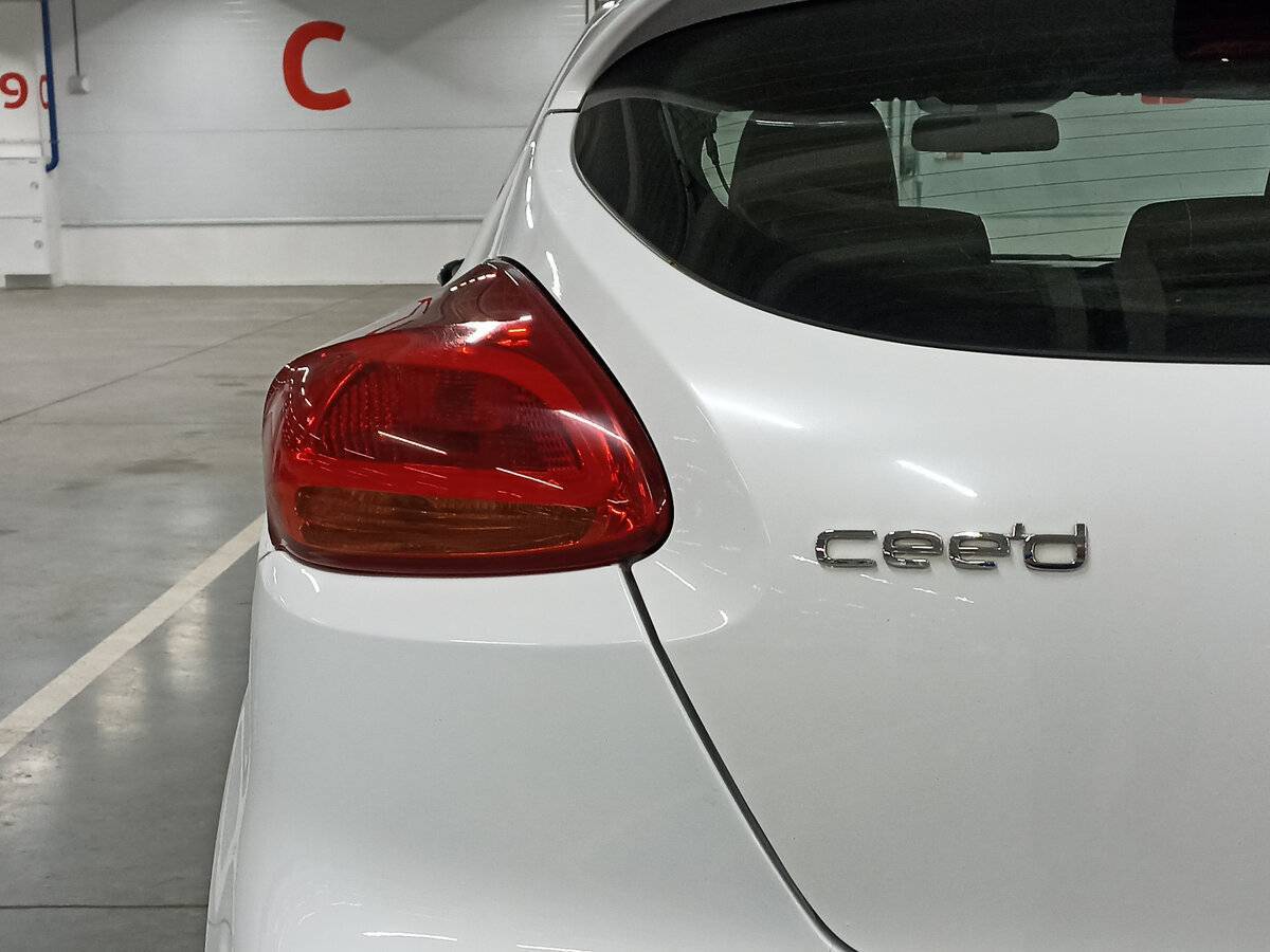 Купить Kia Ceed GT, 2014, 97 280 км, фото №9