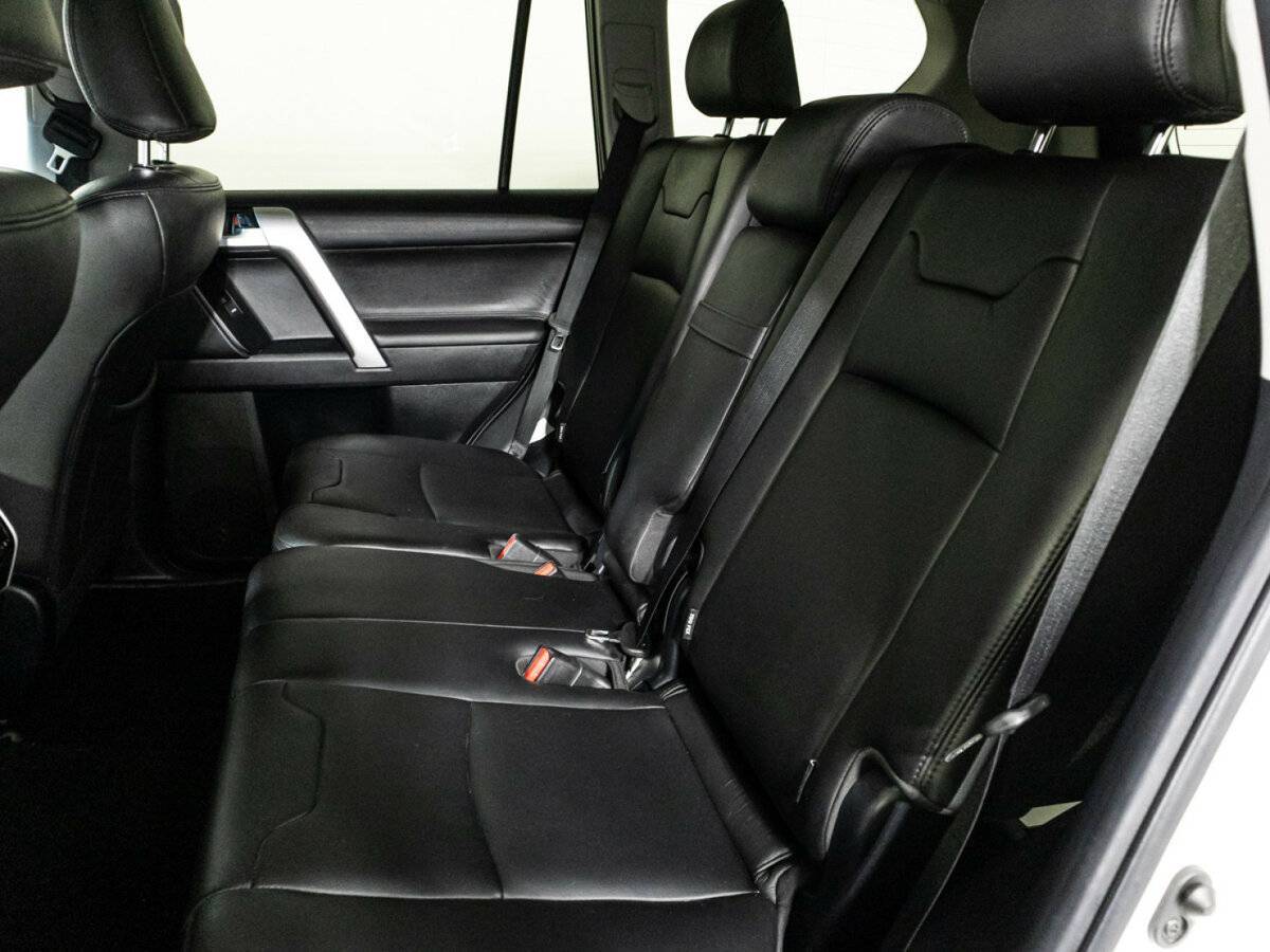 Купить Toyota Land Cruiser Prado, 2019, 184 182 км, фото №10